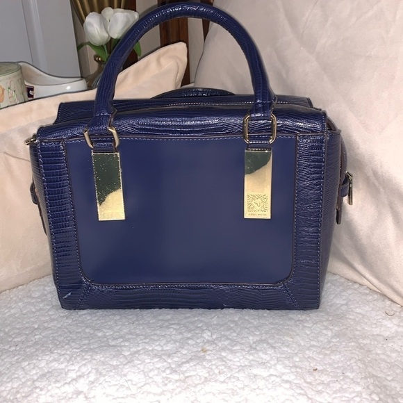 Anne Klein doctor type satchel - Picture 2 of 13